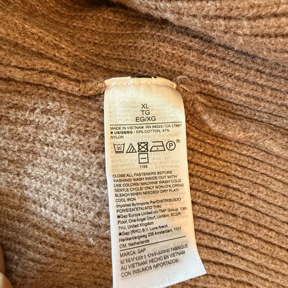 GAP, Women's CashSoft Shaker-Stitch Boyfriend Cardigan, XL | flannel taupe beige - Picture 5 of 5